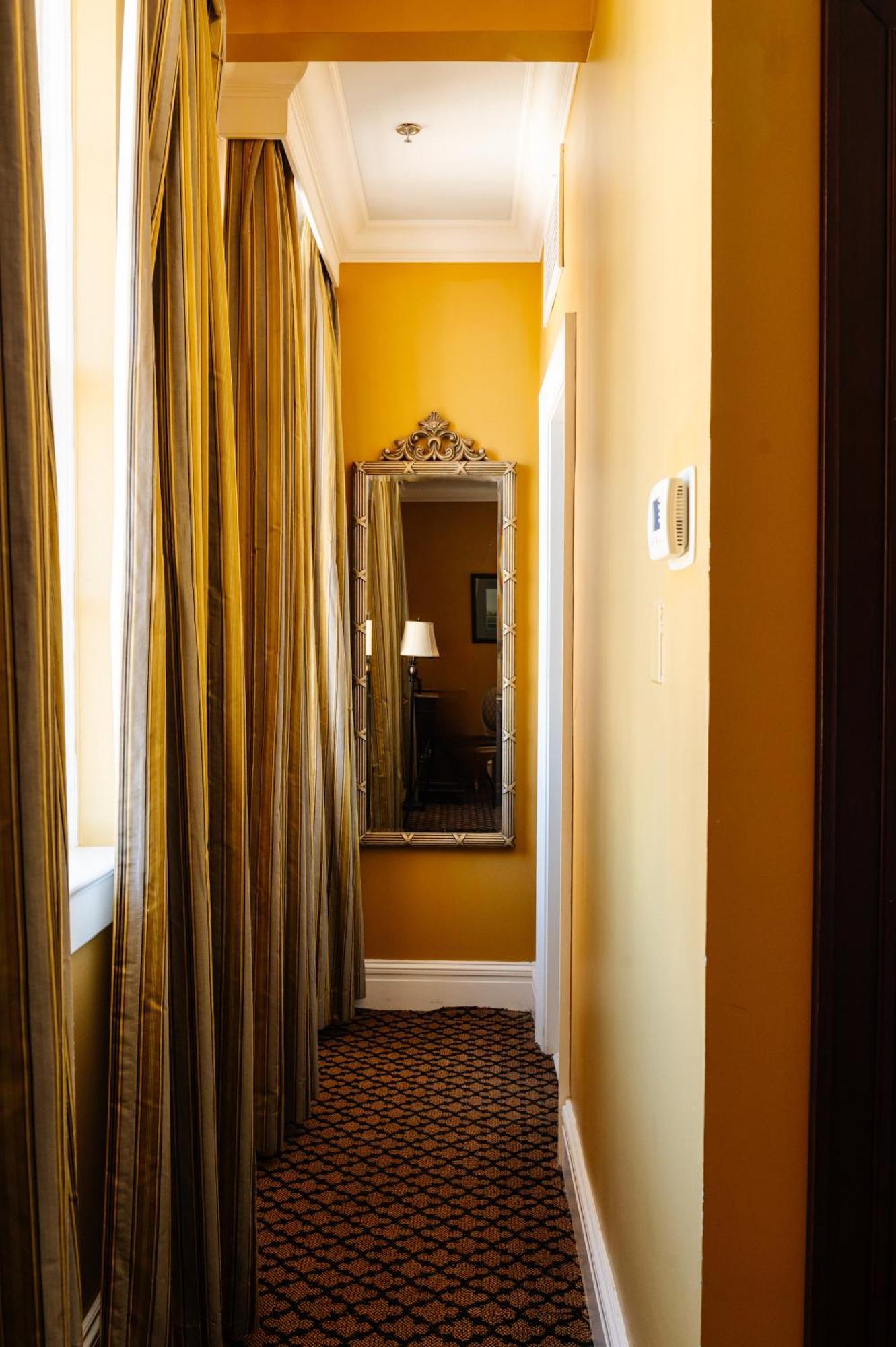 The Lafayette New Orleans By Kasa Hotel Bilik gambar