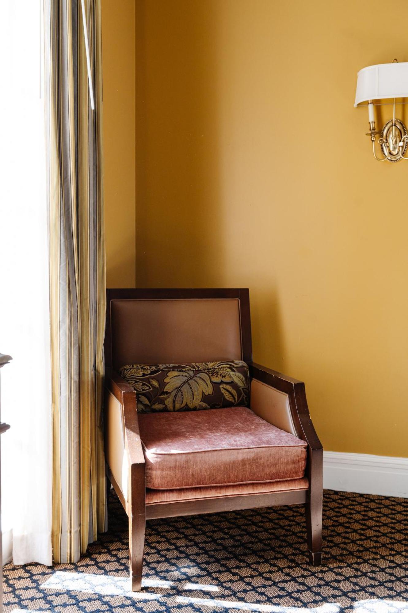 The Lafayette New Orleans By Kasa Hotel Bilik gambar